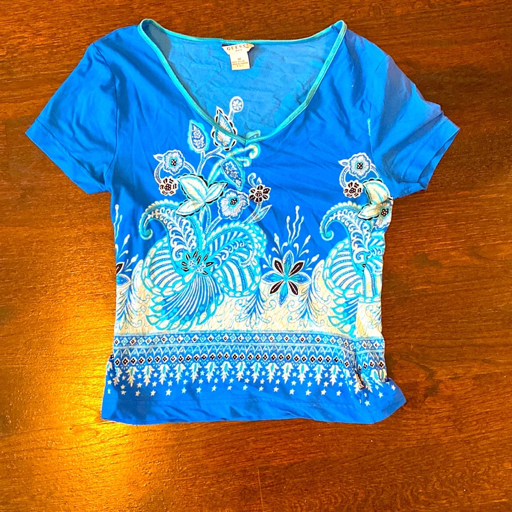 Guess shirt size medium